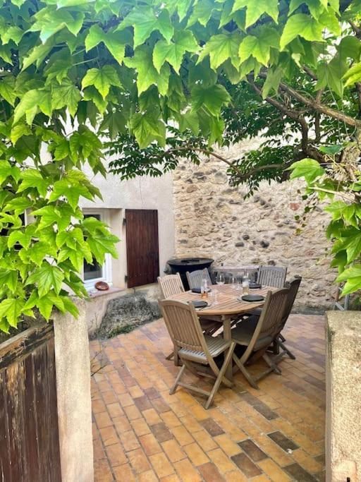 Charmante Maison De Village Au Pied Du Luberon Cabrieres-d'Aigues Bagian luar foto