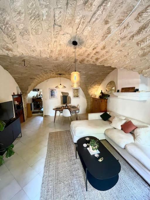 Charmante Maison De Village Au Pied Du Luberon Cabrieres-d'Aigues Bagian luar foto
