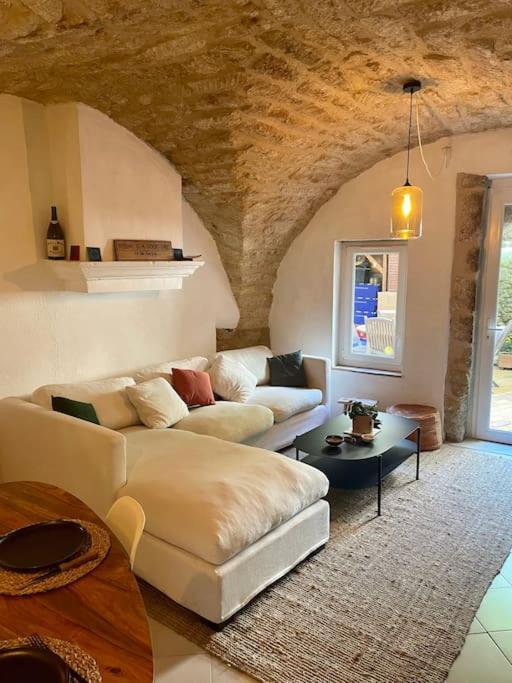 Charmante Maison De Village Au Pied Du Luberon Cabrieres-d'Aigues Bagian luar foto
