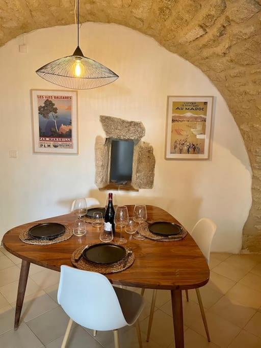 Charmante Maison De Village Au Pied Du Luberon Cabrieres-d'Aigues Bagian luar foto